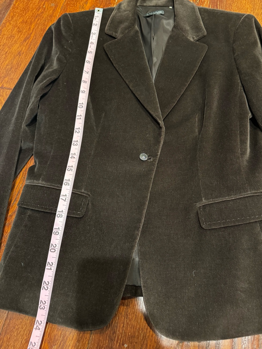 Tahari Brown Velvet Tailored One-Button Blazer - Picture 4 of 10